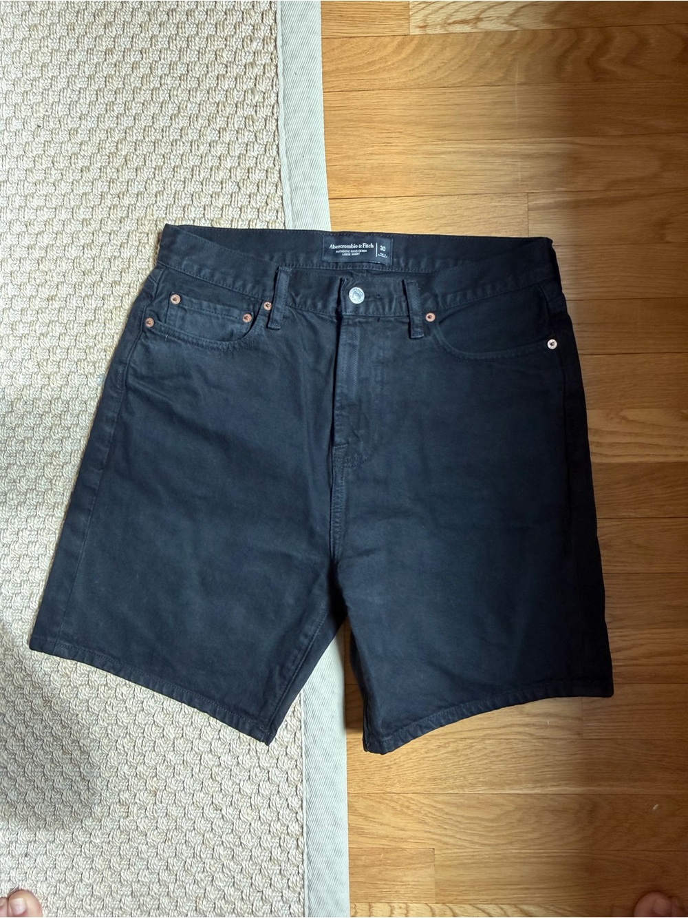 Abercrombie & Fitch Men's Black Denim Loose Shorts